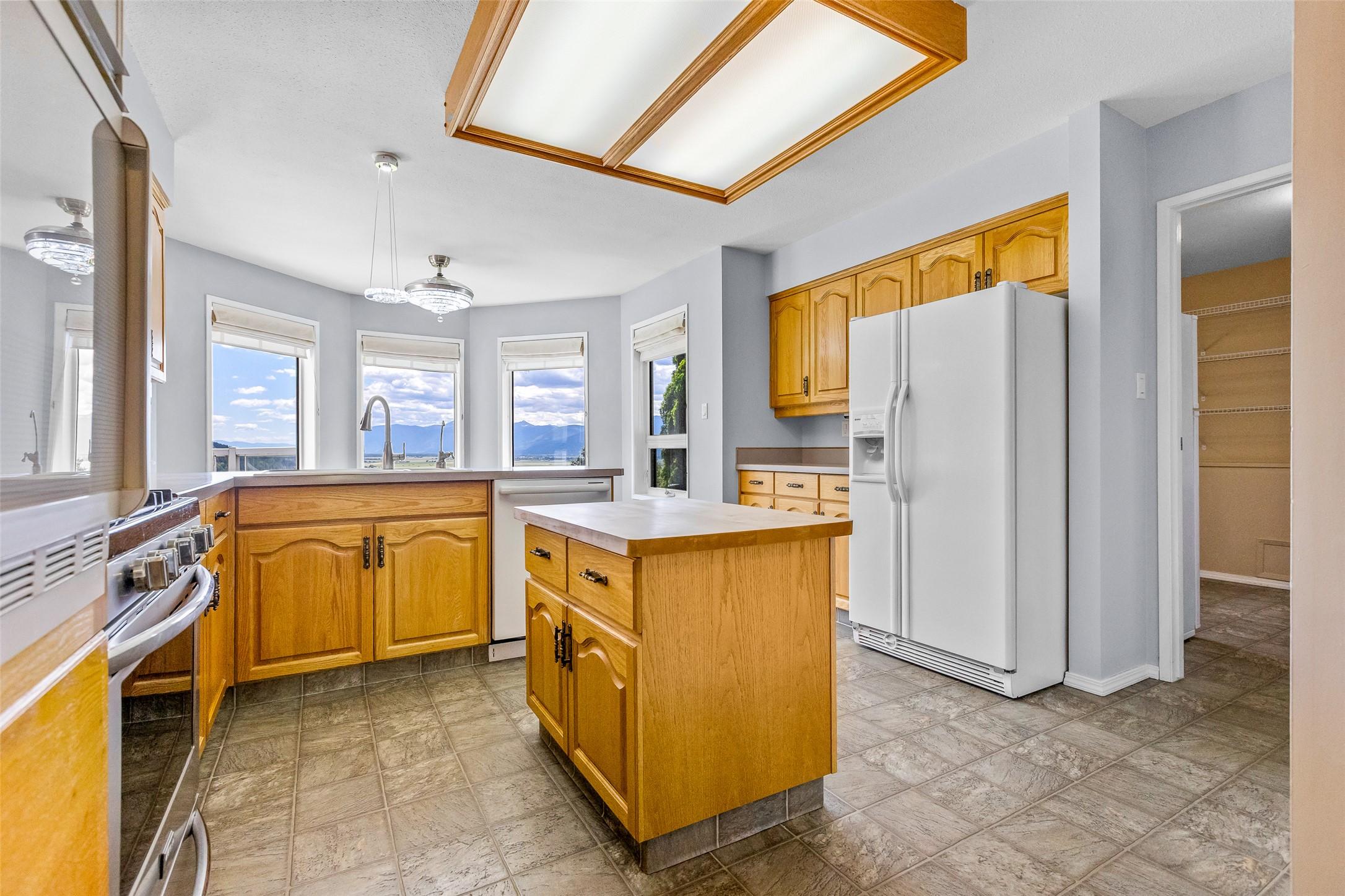 1061 Westview Road, Creston, BC