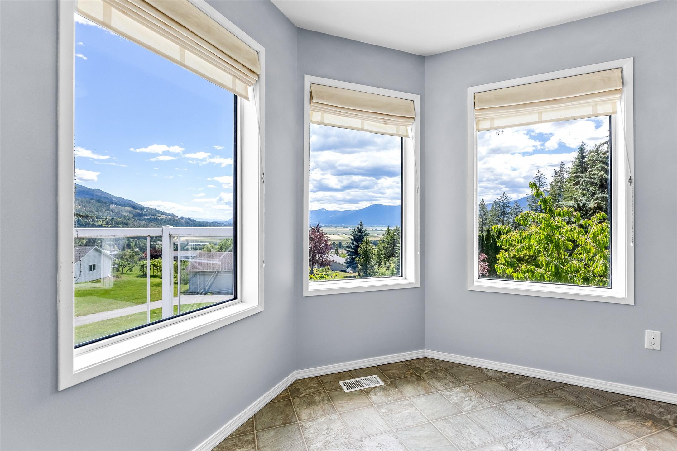 1061 Westview Road, Creston, BC