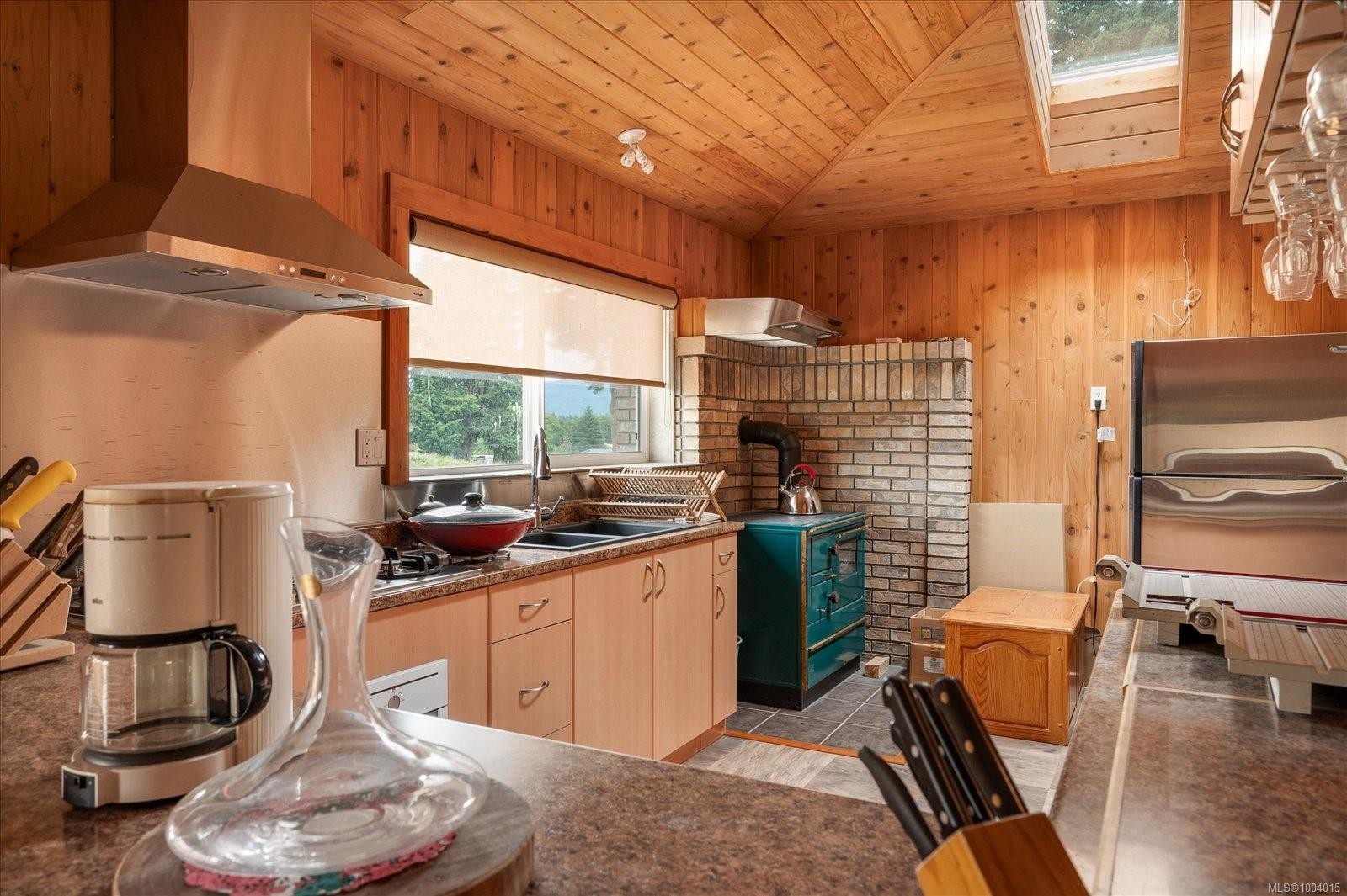 1550 Robson Lane Sw, Cowichan Bay, BC