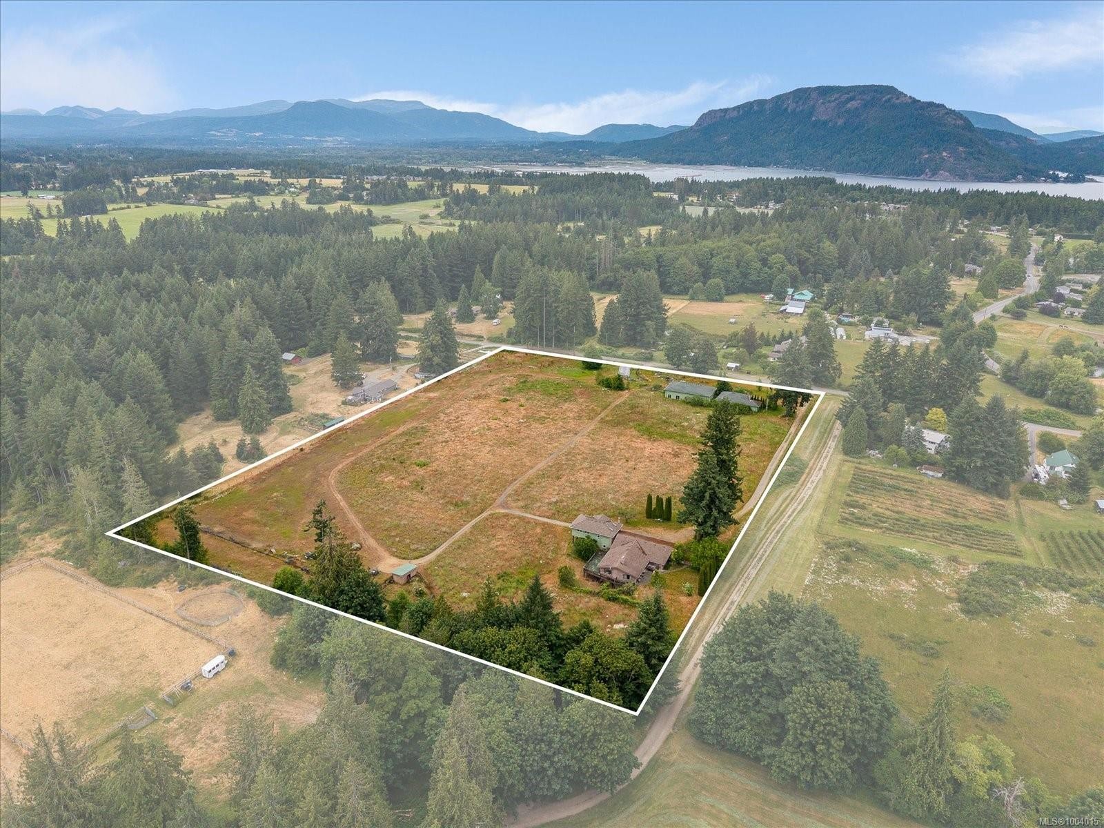 1550 Robson Lane Sw, Cowichan Bay, BC