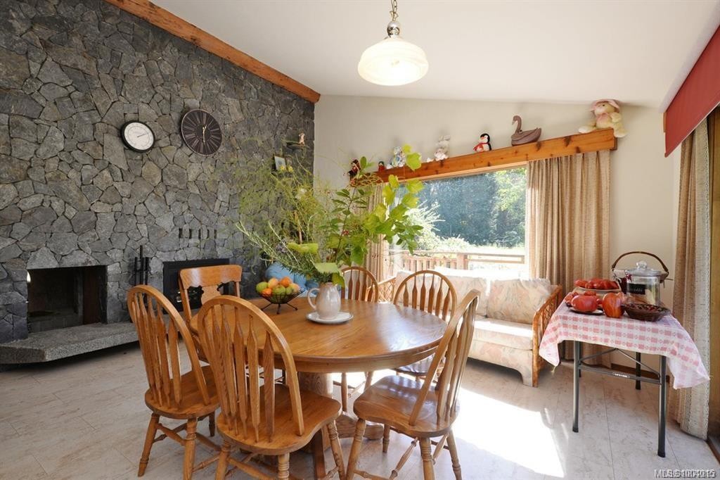 1550 Robson Lane Sw, Cowichan Bay, BC