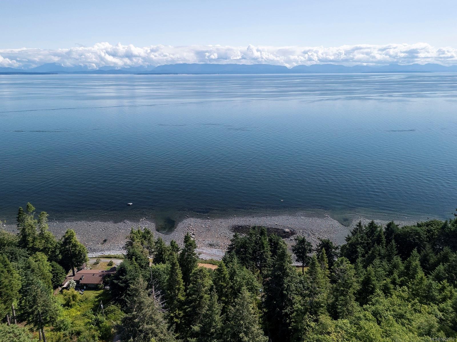 7884 Lenwood Rd, Merville, BC