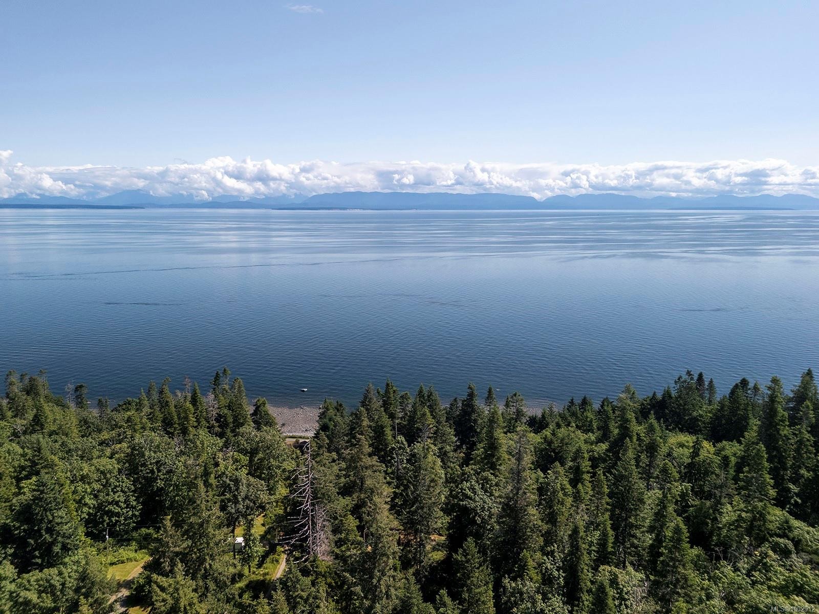 7884 Lenwood Rd, Merville, BC