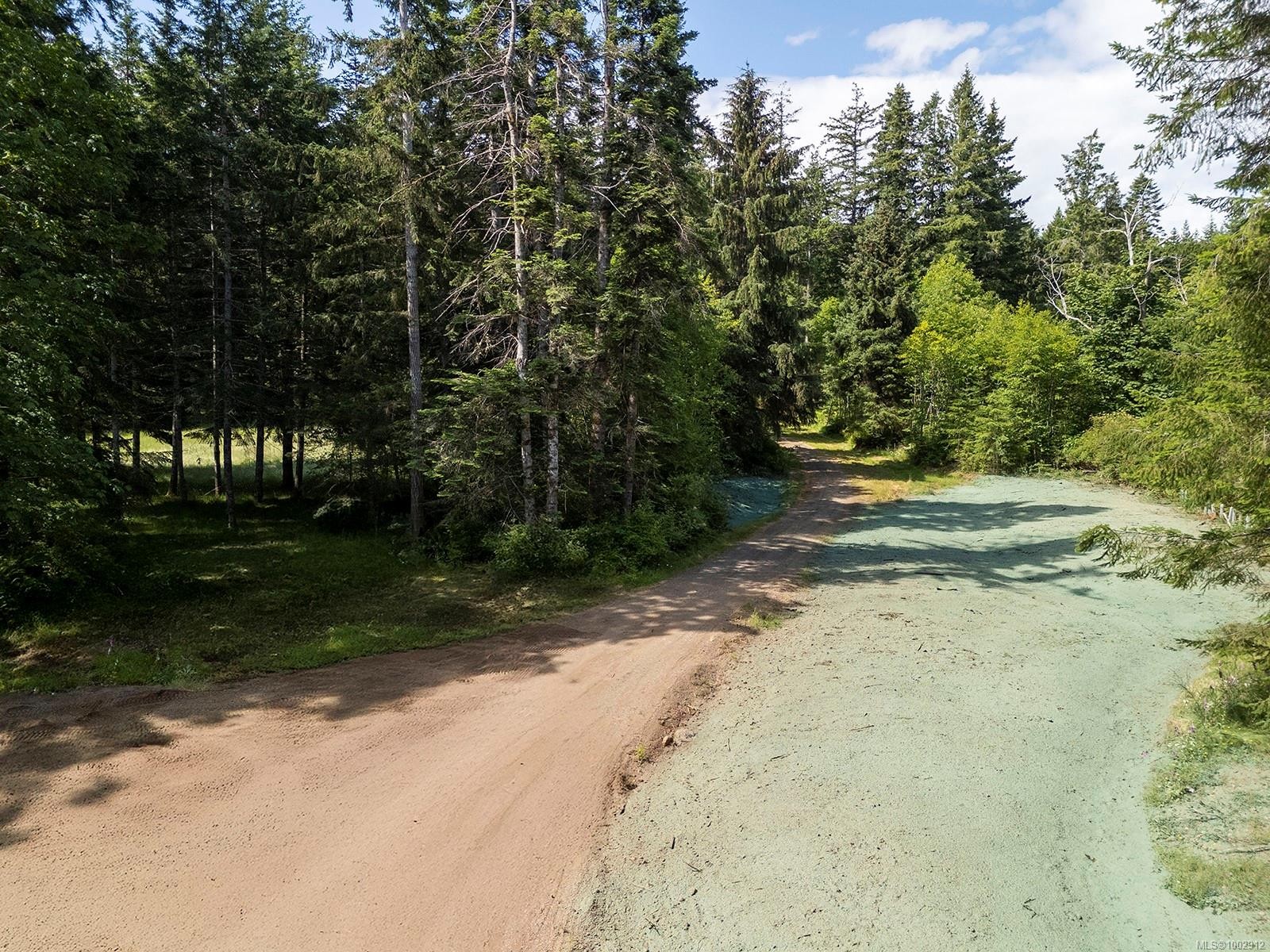 7884 Lenwood Rd, Merville, BC