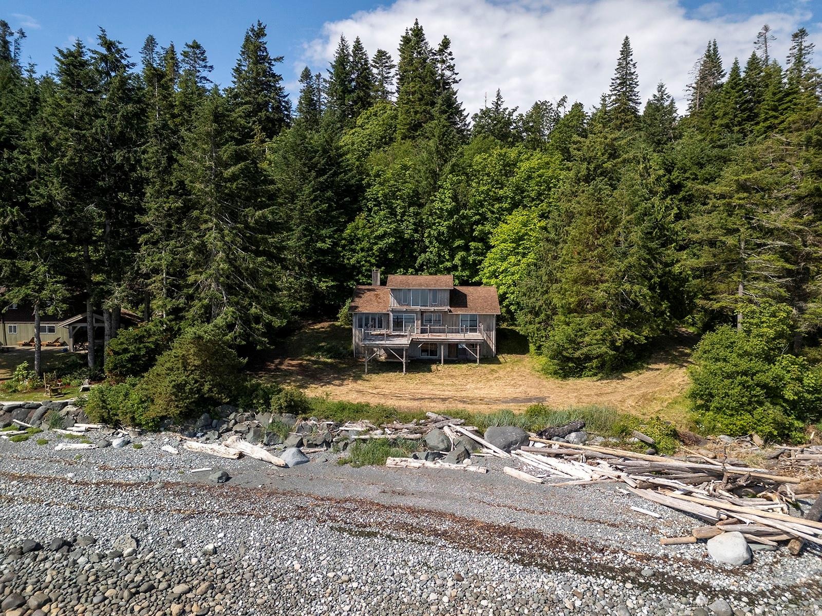 7884 Lenwood Rd, Merville, BC