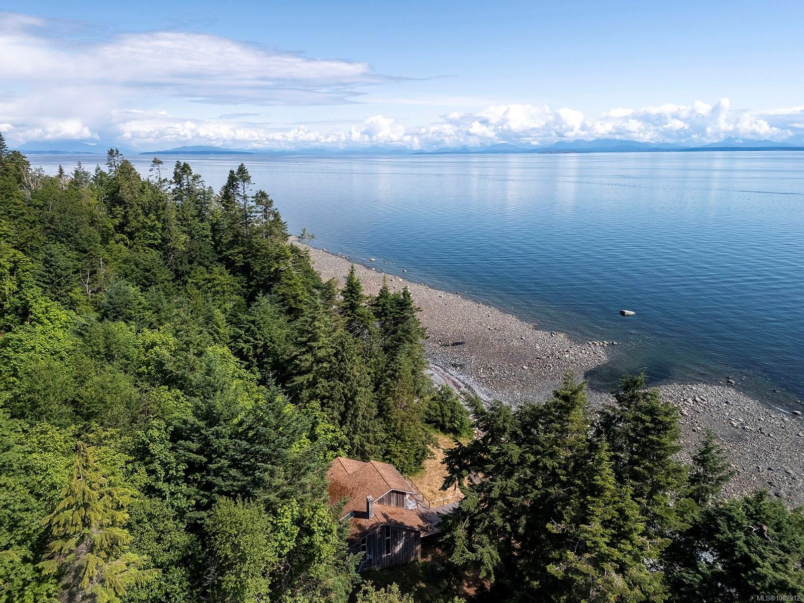 7884 Lenwood Rd, Merville, BC