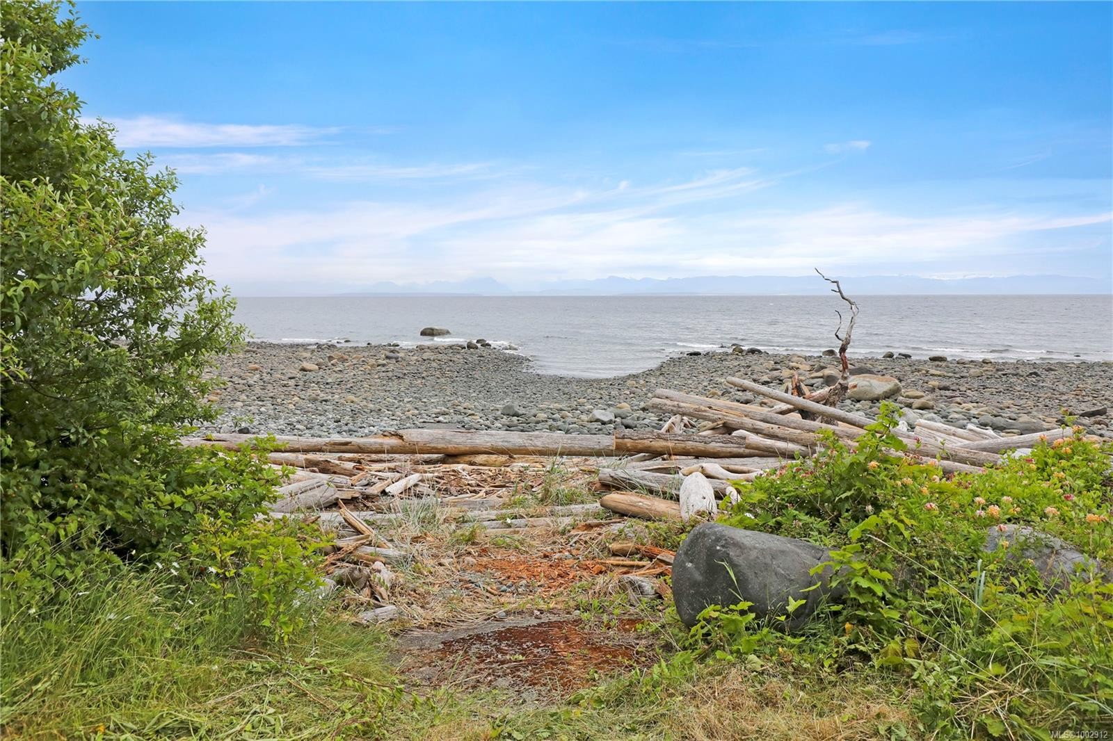 7884 Lenwood Rd, Merville, BC