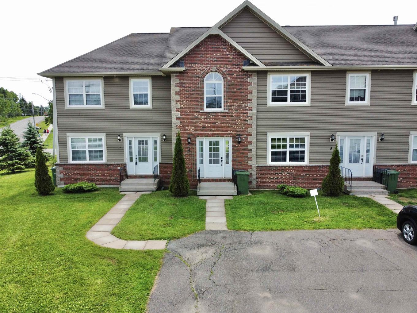 3 Cameron Heights, Stratford, PE