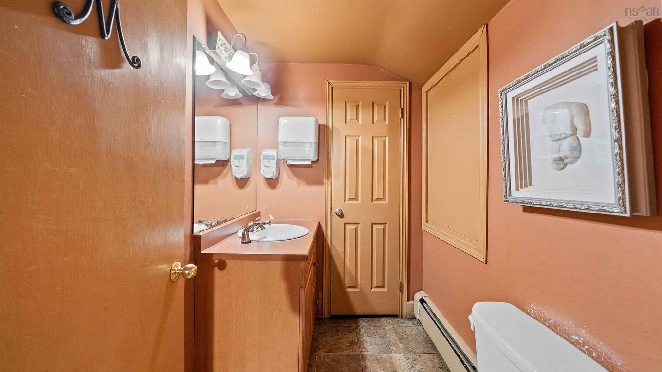 4 Panavista Drive, Westphal, NS