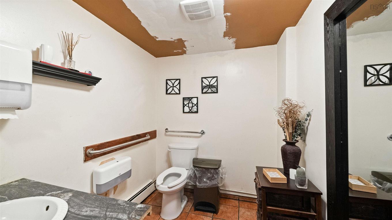 4 Panavista Drive, Westphal, NS