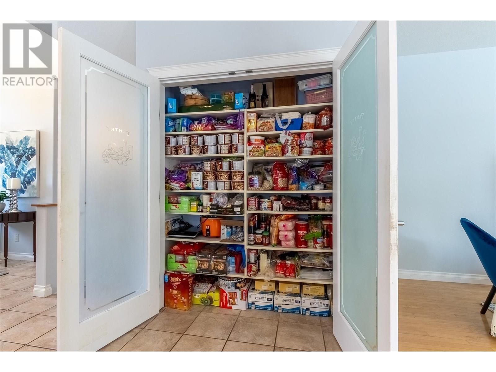 3727 Overlander Drive, Kamloops, BC - Indoor Photo Showing Other Room