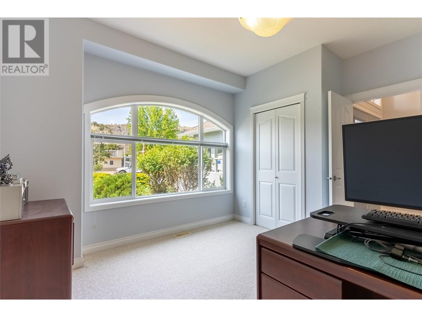 3727 Overlander Drive, Kamloops, BC - Indoor