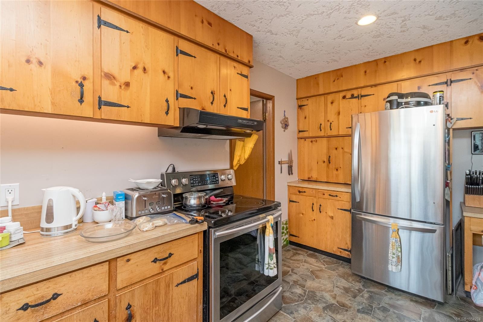 5036 Culverton Rd, Duncan, BC