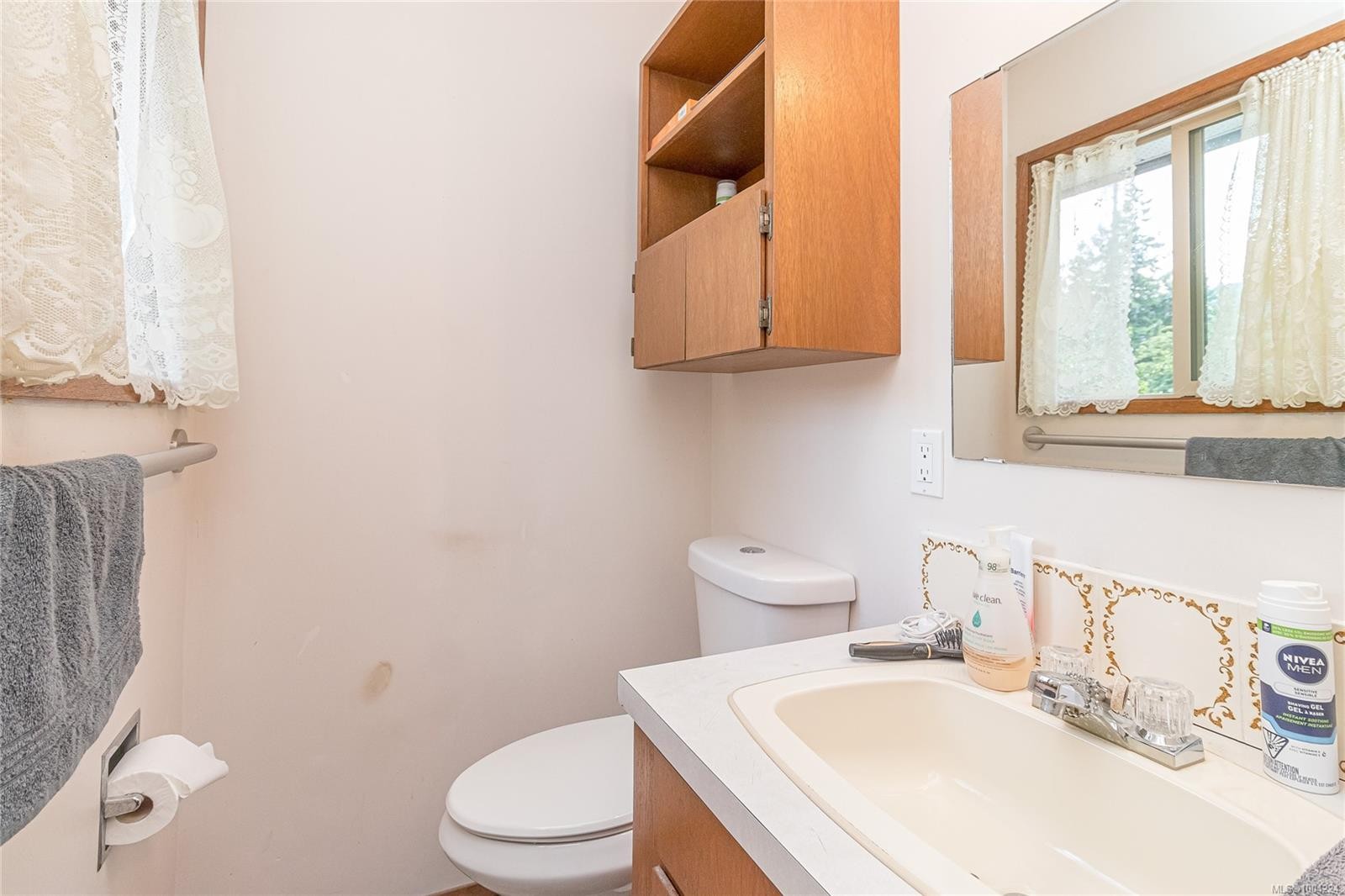 5036 Culverton Rd, Duncan, BC