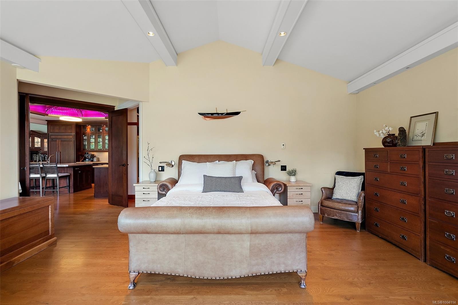 2751 Shoreline Dr, View Royal, BC