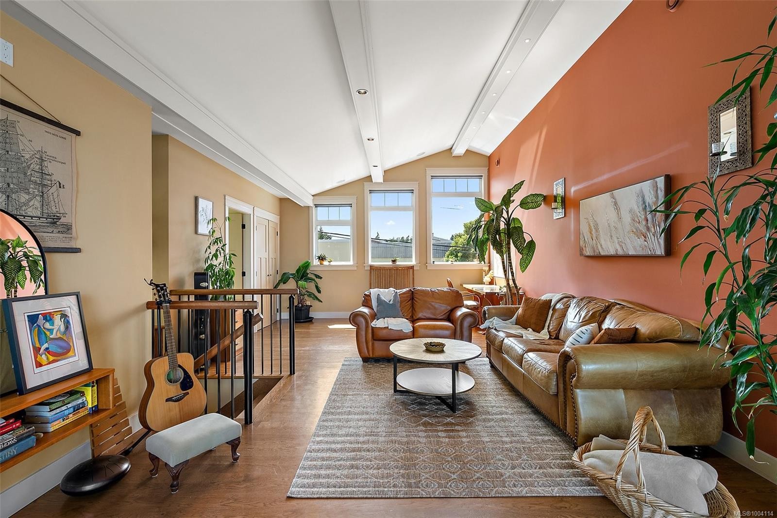 2751 Shoreline Dr, View Royal, BC