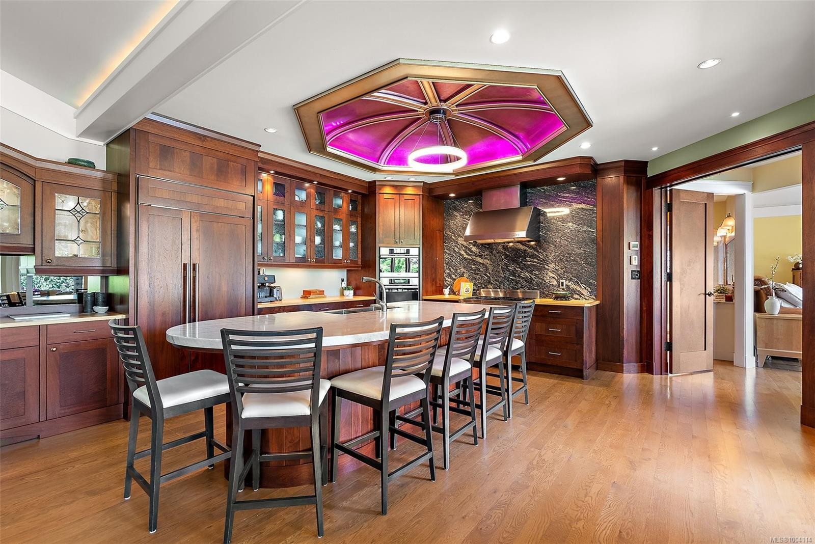 2751 Shoreline Dr, View Royal, BC