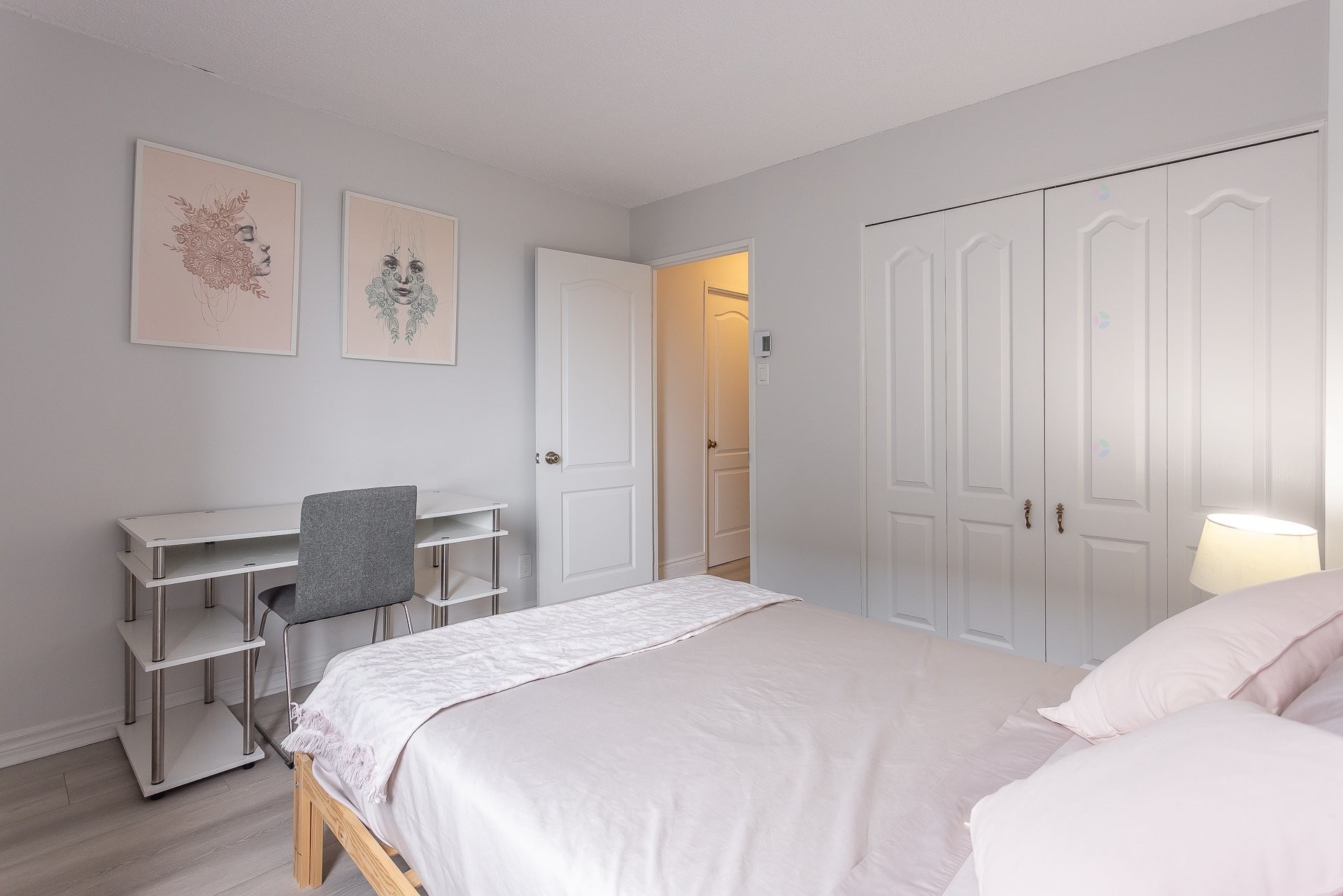 Master Bedroom - 1010-3480 Rue Simpson, Montréal (Ville-Marie), QC - Indoor Photo Showing Bedroom