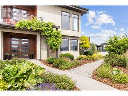 Well maintained landscaping. -