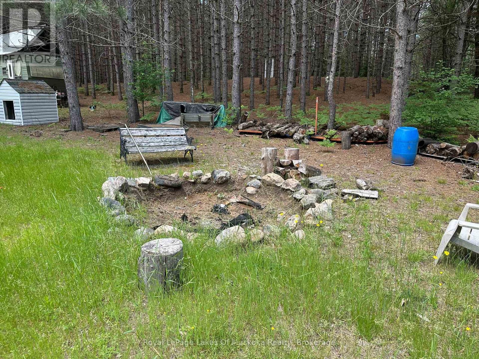 Firepit for Friendly Evening Chats - 1958 518 Highway, Mcmurrich/Monteith (Sprucedale), ON - Outdoor
