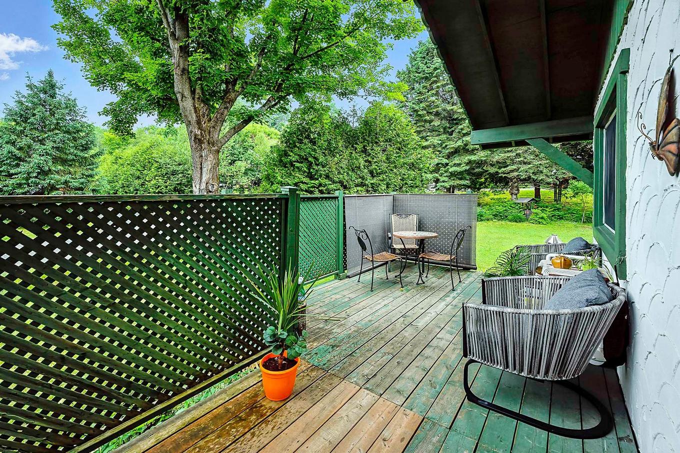 Terrasse - 22 Rue Daniel, Saint-Sauveur, QC - Outdoor With Deck Patio Veranda
