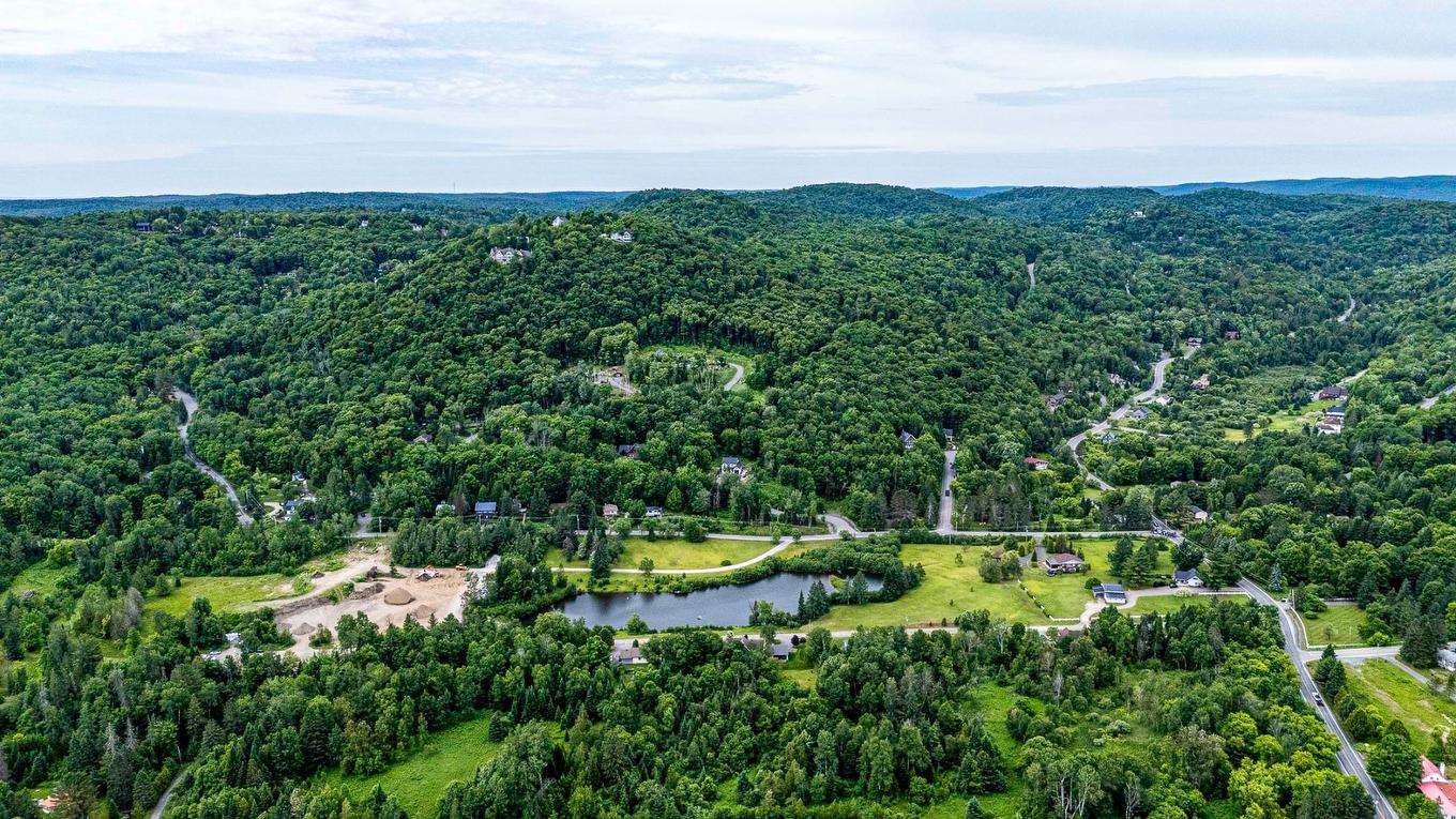 À proximité - 22 Rue Daniel, Saint-Sauveur, QC - Outdoor