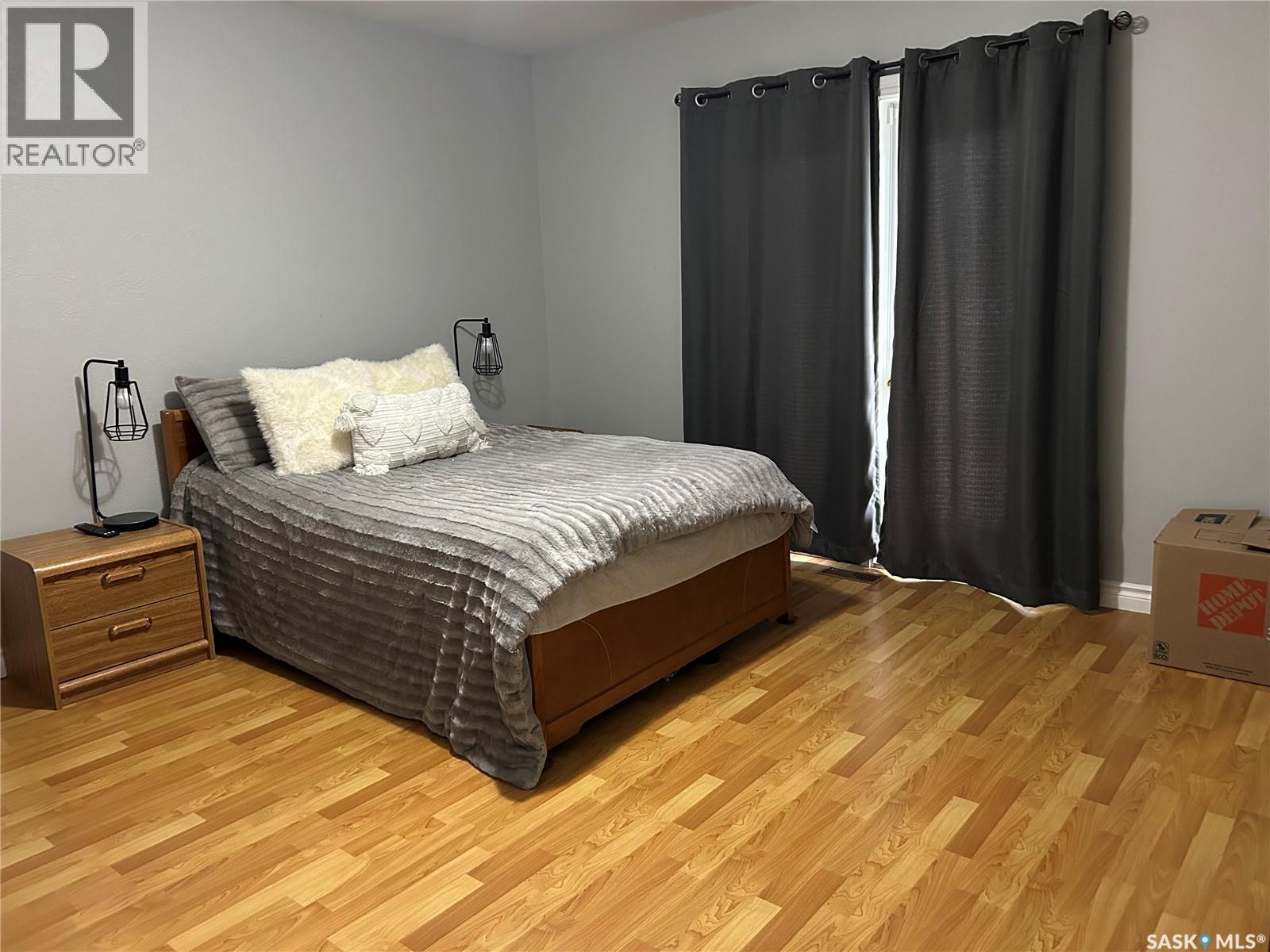 516 First Avenue E, Lampman, SK - Indoor Photo Showing Bedroom