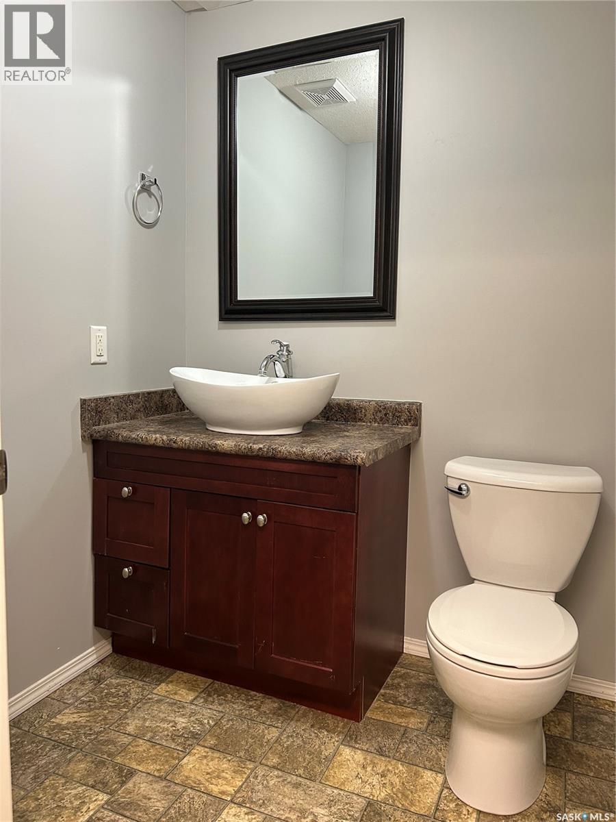 516 First Avenue E, Lampman, SK - Indoor Photo Showing Bathroom