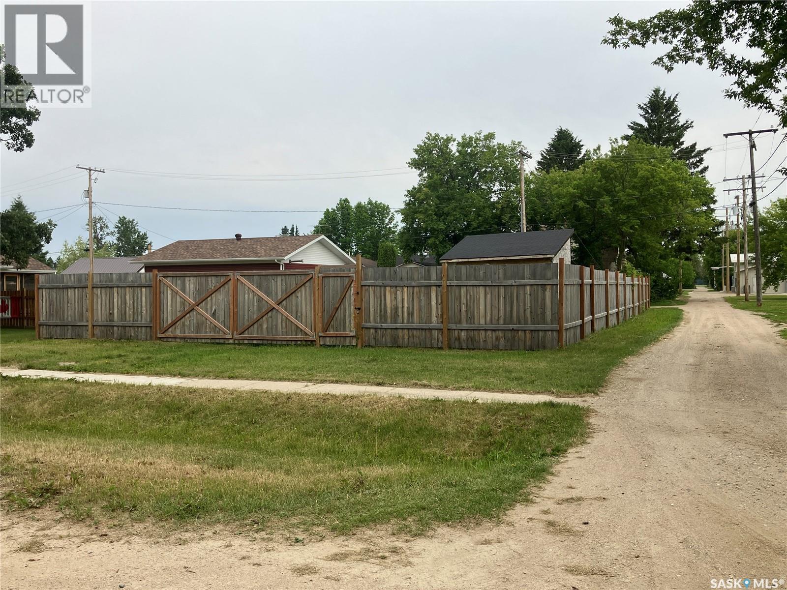 201 Railway Avenue, White Fox, SK