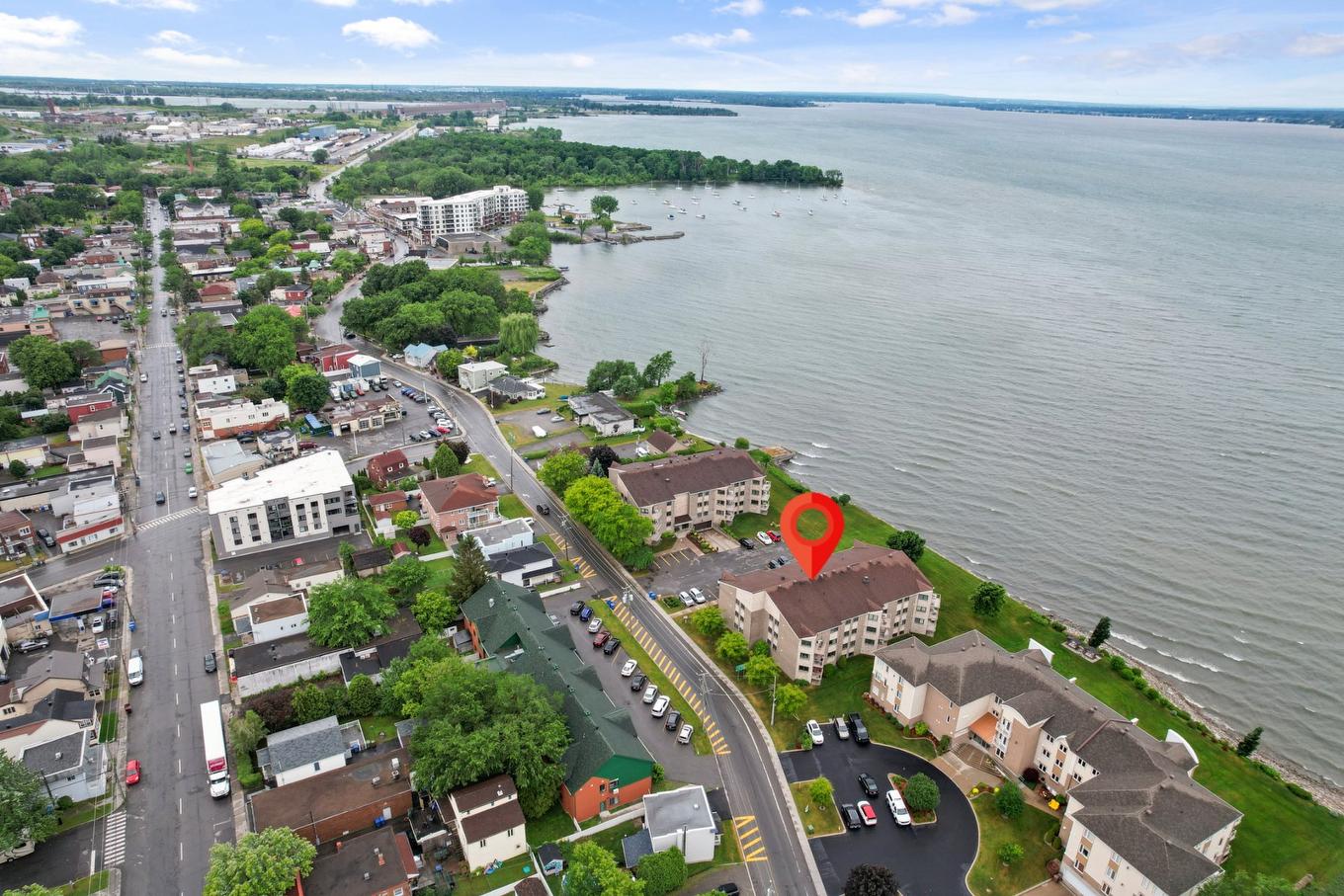 Aerial photo - 202-13 Rue St-Laurent, Beauharnois, QC - Outdoor With Body Of Water With View