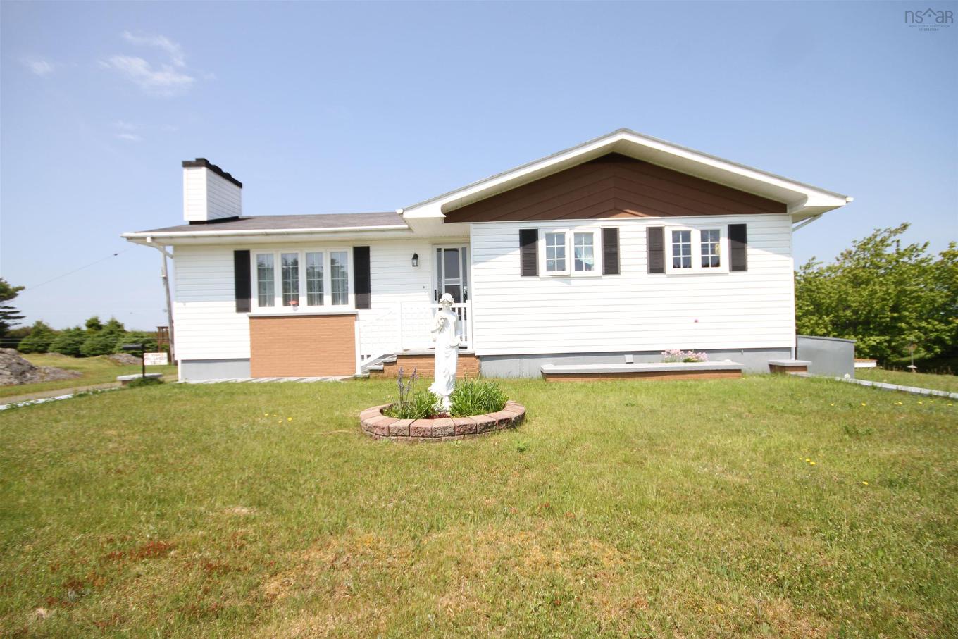 3817 Highway 206, Petit-De-Grat, NS