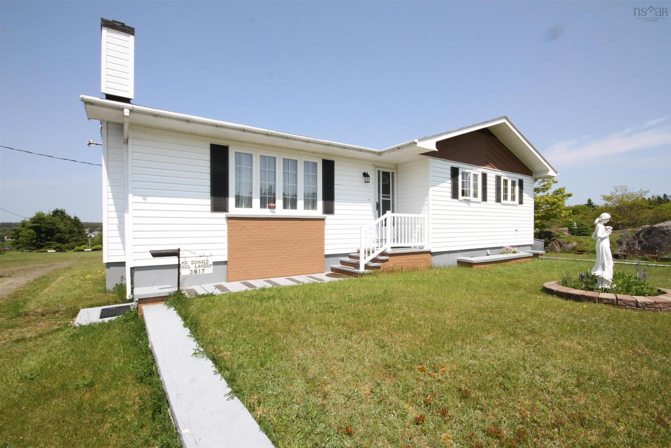 3817 Highway 206, Petit-De-Grat, NS