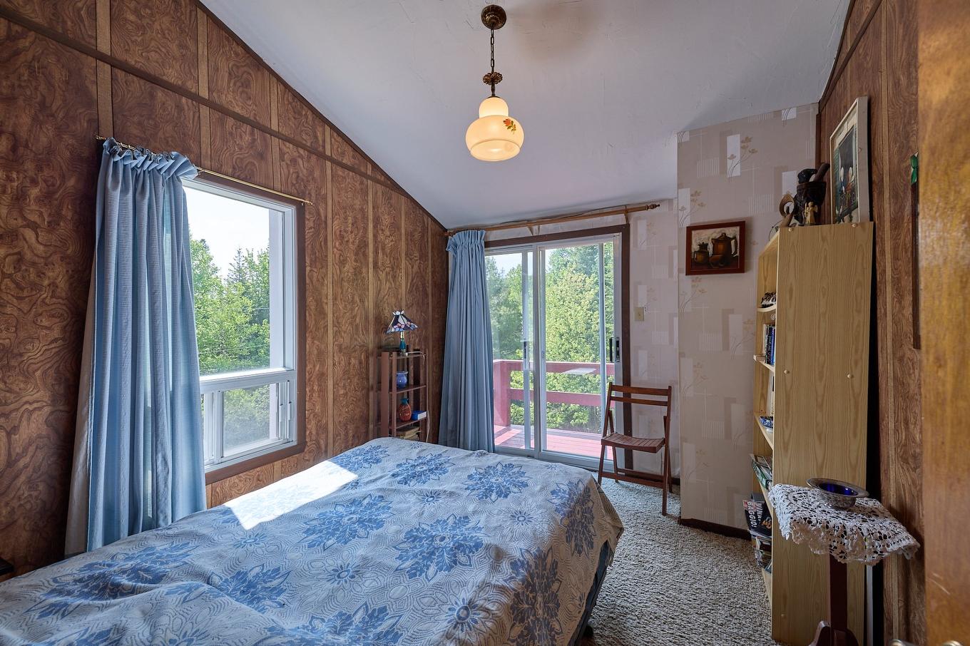 Chambre à coucher - 81 Ch. Tong-Il-Ro, Saint-Donat, QC - Indoor Photo Showing Bedroom