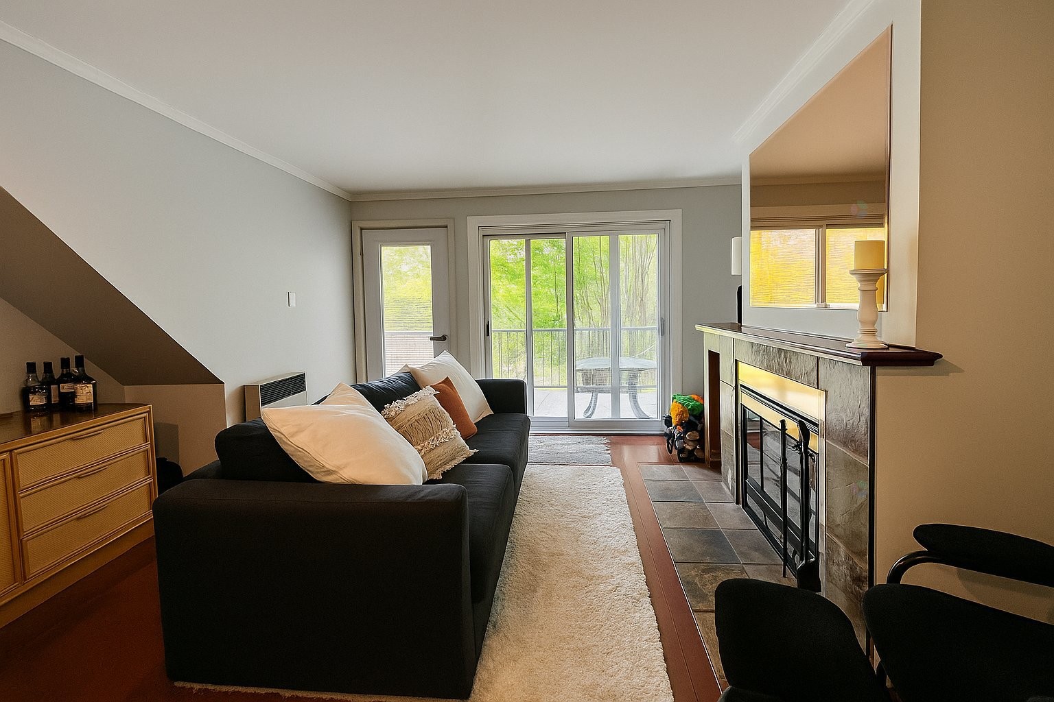 Living Room - 207-295 Ch. Des Faîtières, Piedmont, QC - Indoor Photo Showing Living Room With Fireplace