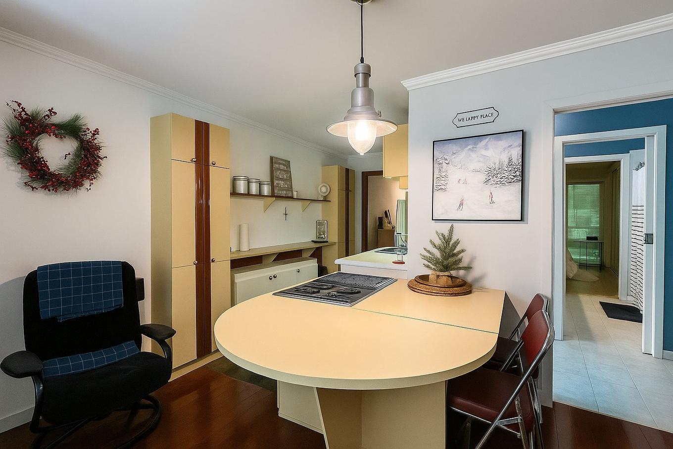 Salle à manger - 207-295 Ch. Des Faîtières, Piedmont, QC - Indoor Photo Showing Dining Room
