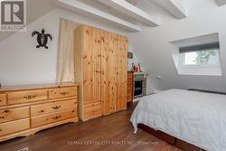 Primary w/ beamed ceiling -