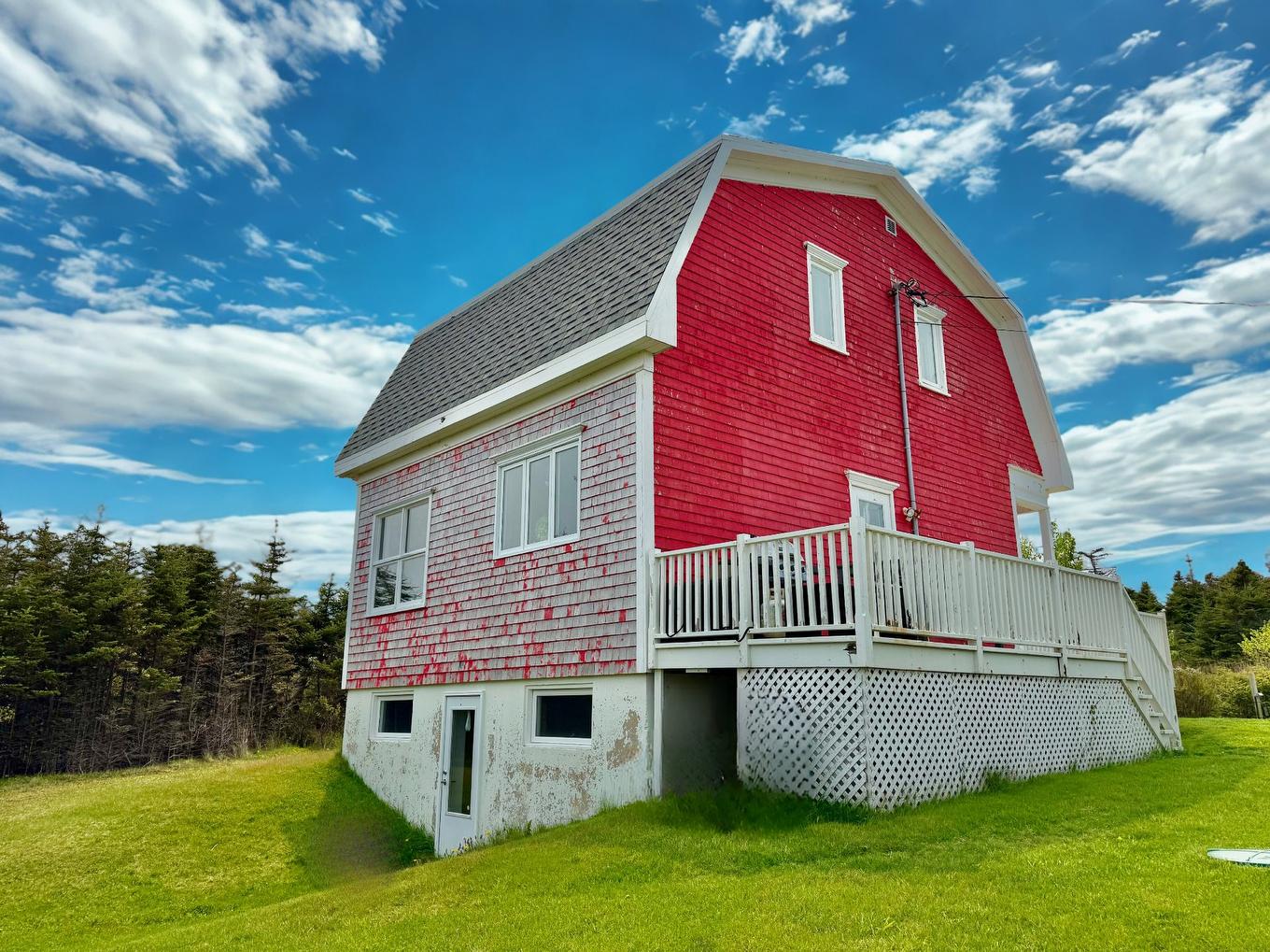 Back facade - 25 Ch. Du Camping, Les Îles-De-La-Madeleine, QC - Outdoor With Exterior