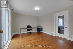 Photo Virtually Staged -