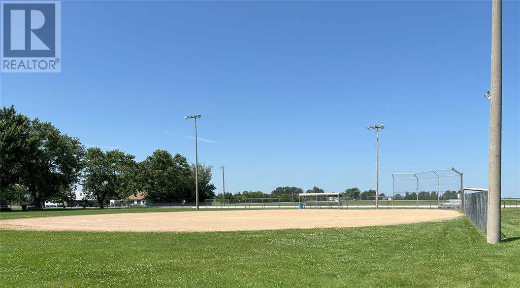 William Lt 9 & 10 Street, St Clair, ON