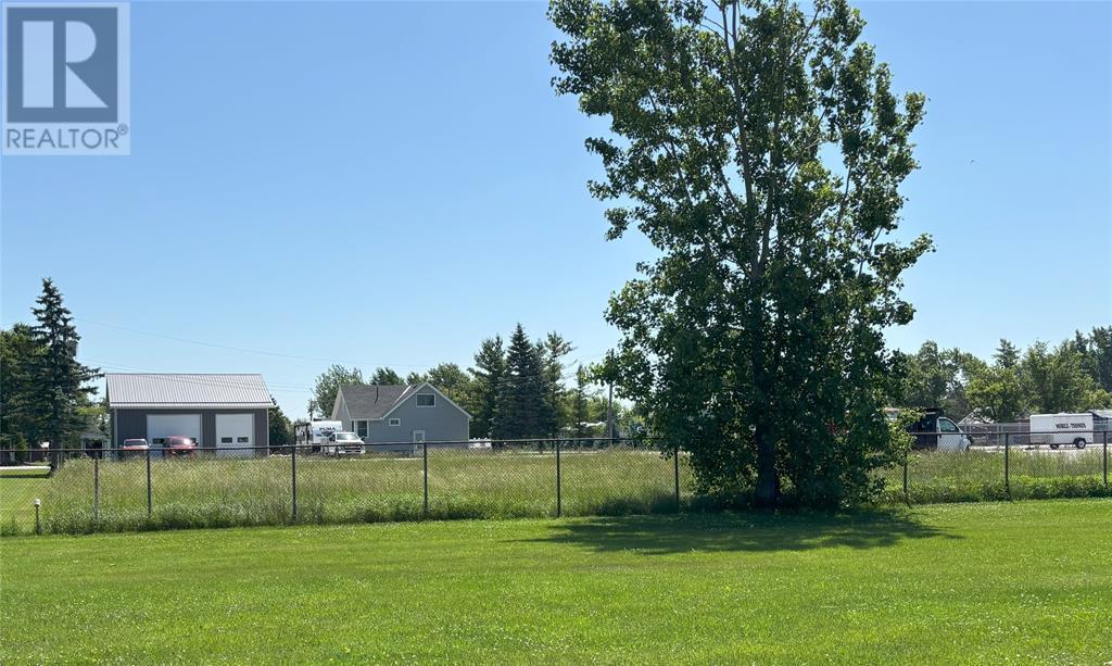 William Lt 9 & 10 Street, St Clair, ON