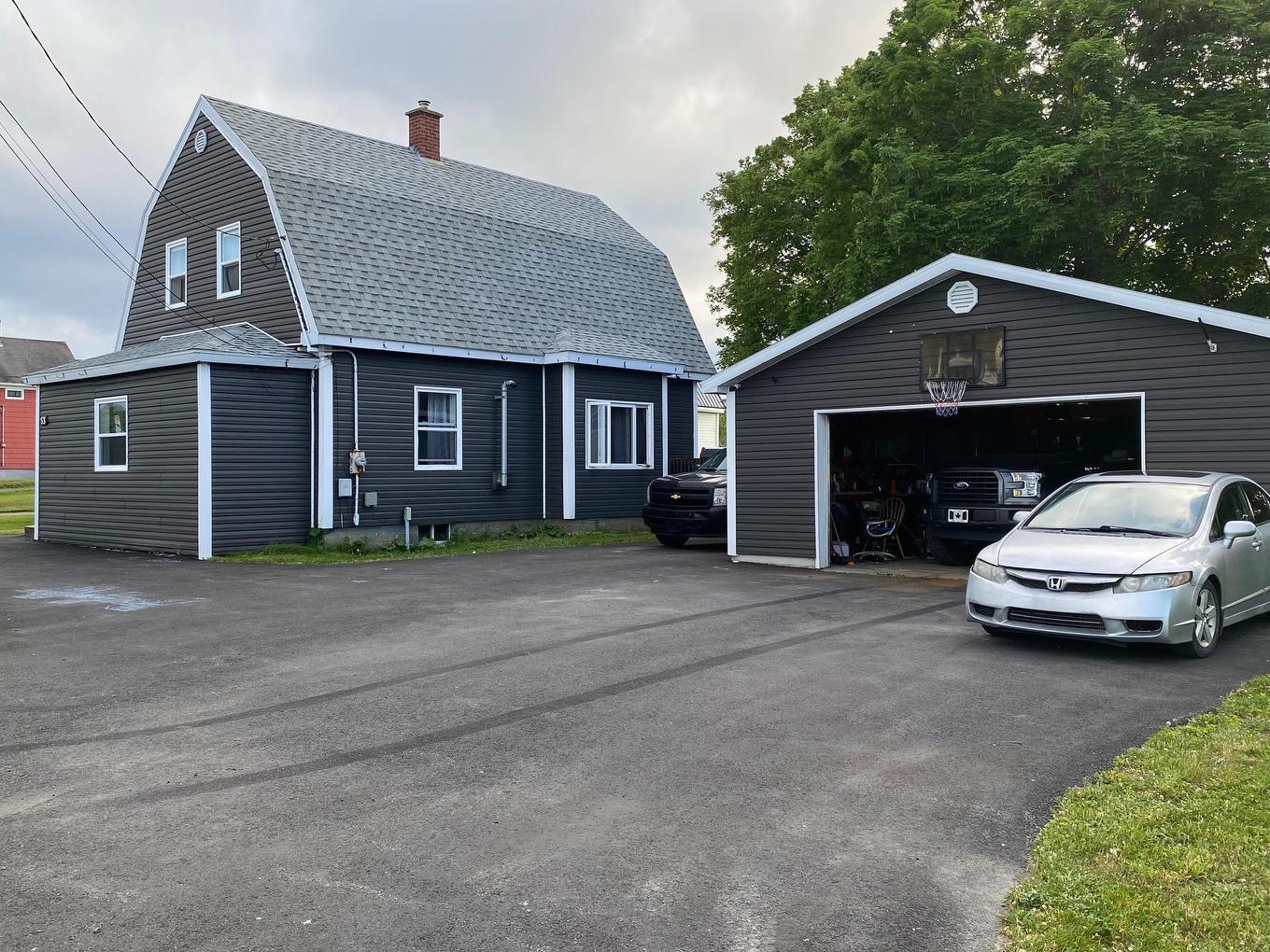 53 Ocean Ave, Dominion, NS