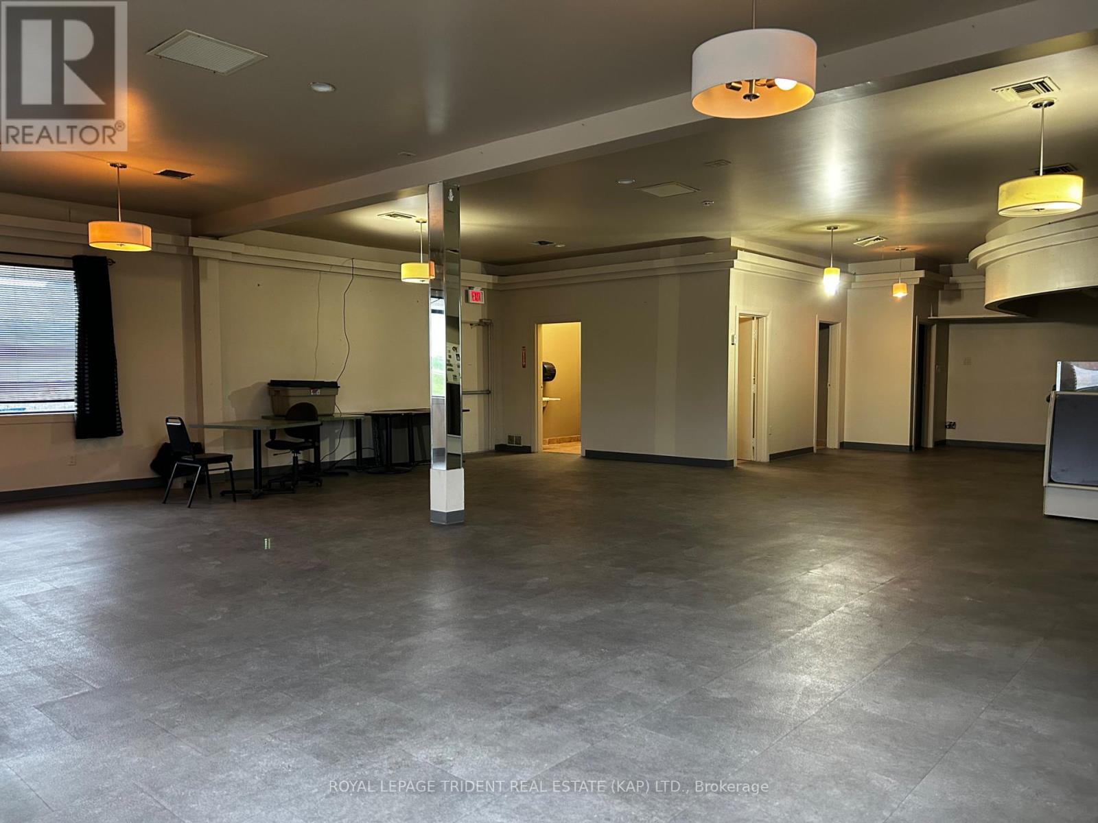 interior - 98 Government Road W, Kapuskasing, ON