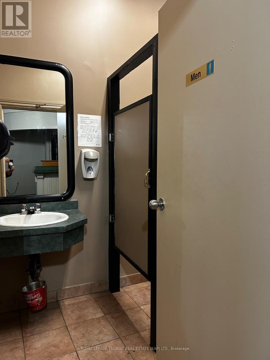 Bathroom 2 - 98 Government Road W, Kapuskasing, ON