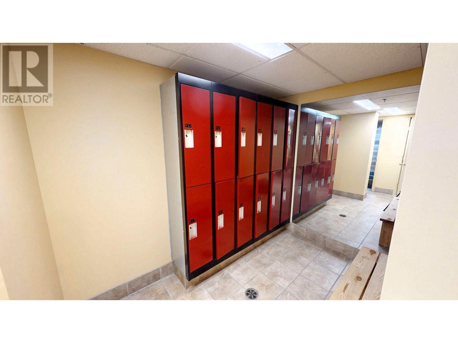 701 14A Crescent Unit# 213 I, Invermere, BC - Indoor