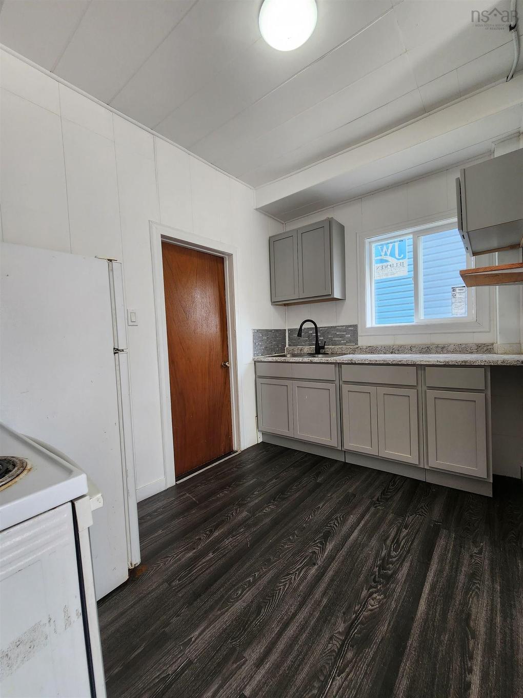 17 Ferry Street, Sydney, NS