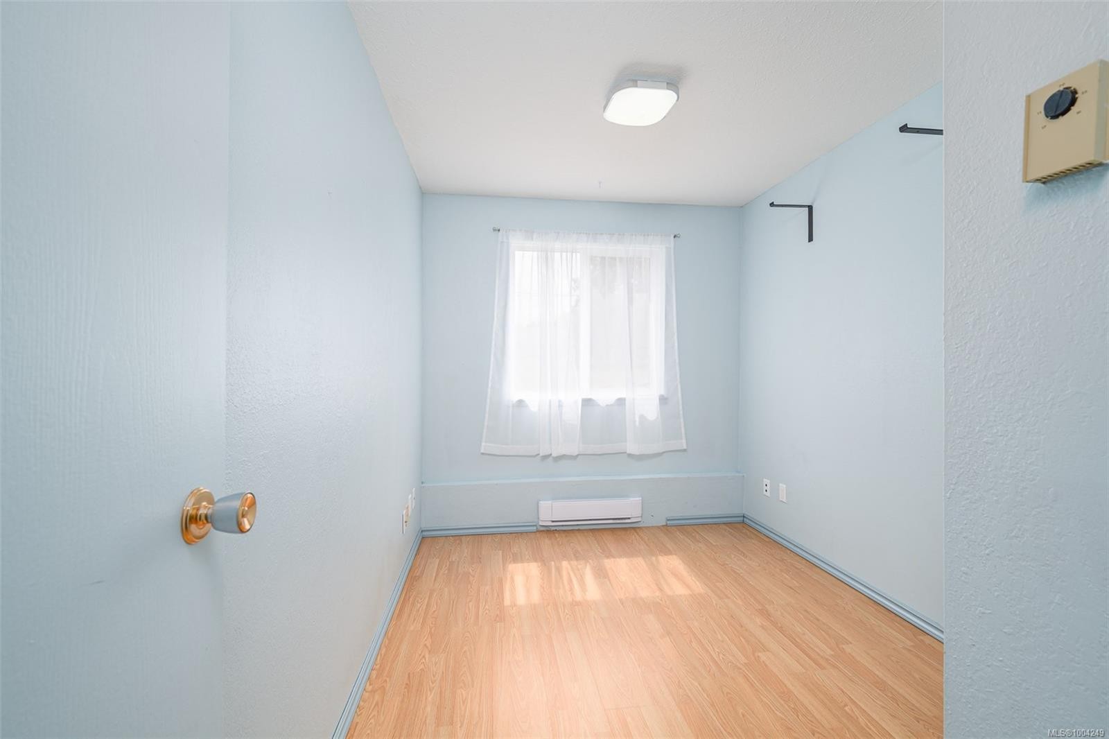 107-611 Macmillan Dr, Sayward, BC - Indoor Photo Showing Other Room