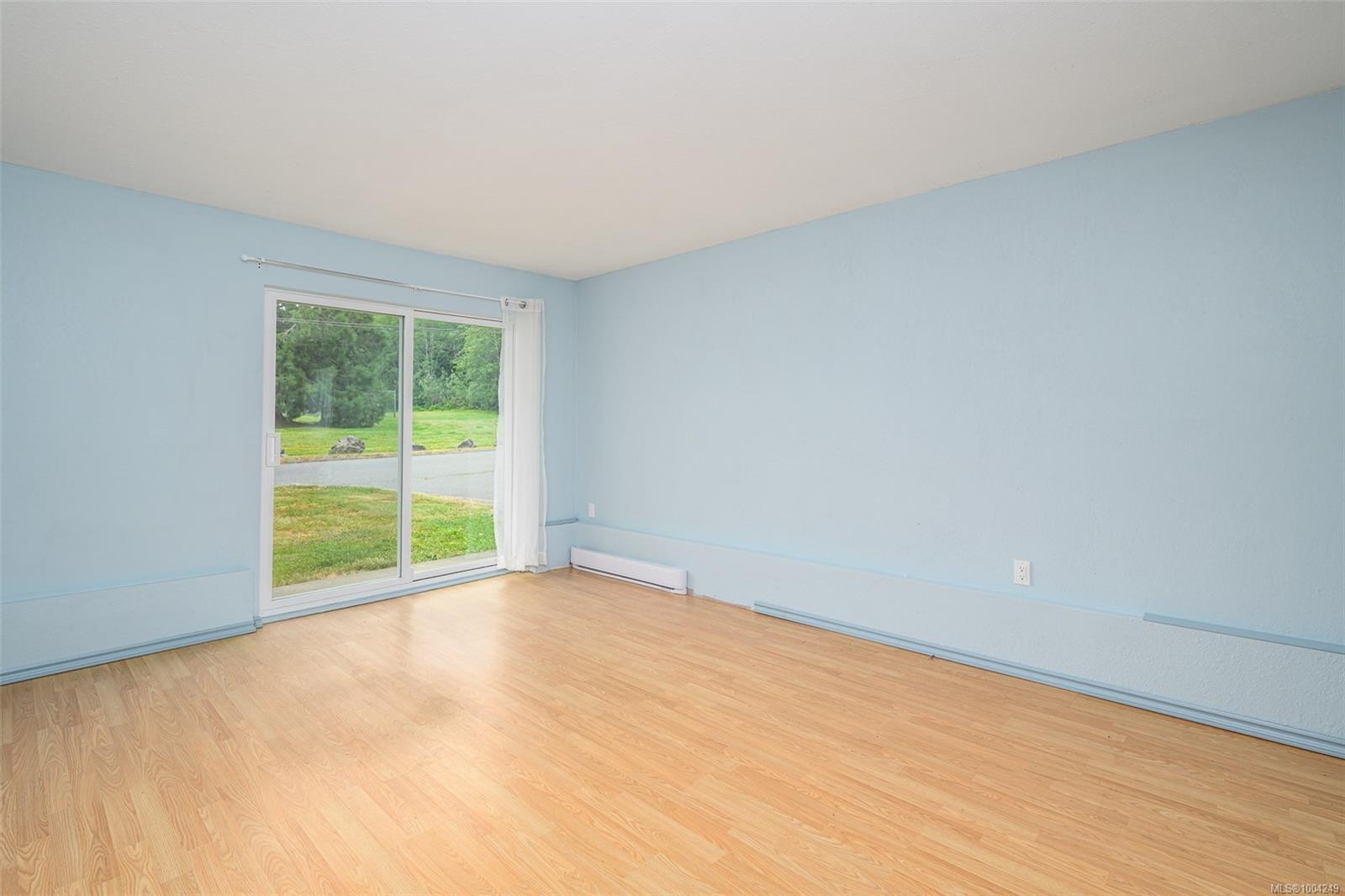 107-611 Macmillan Dr, Sayward, BC - Indoor Photo Showing Other Room