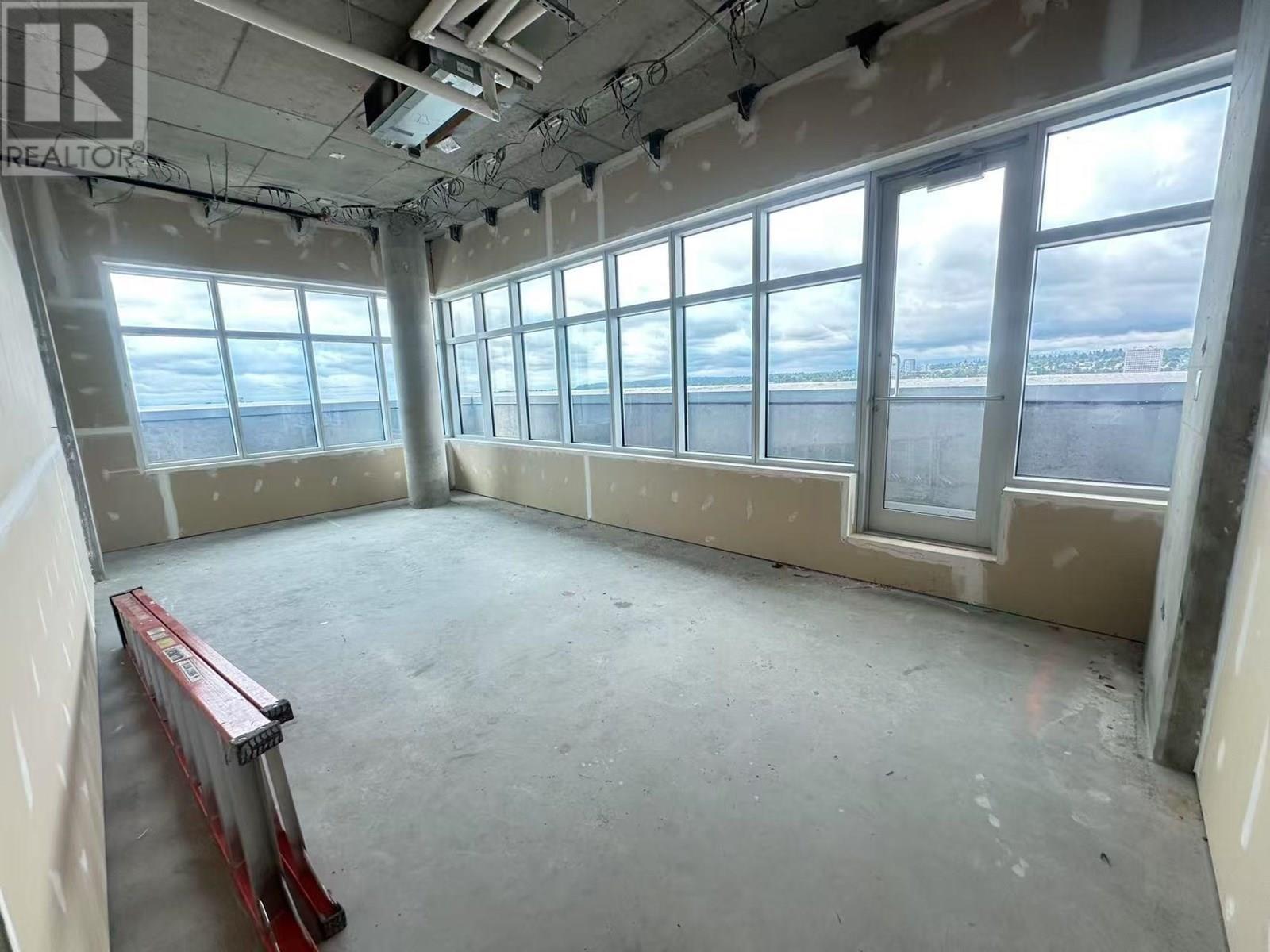 940 8477 Bridgeport Road, Richmond, BC