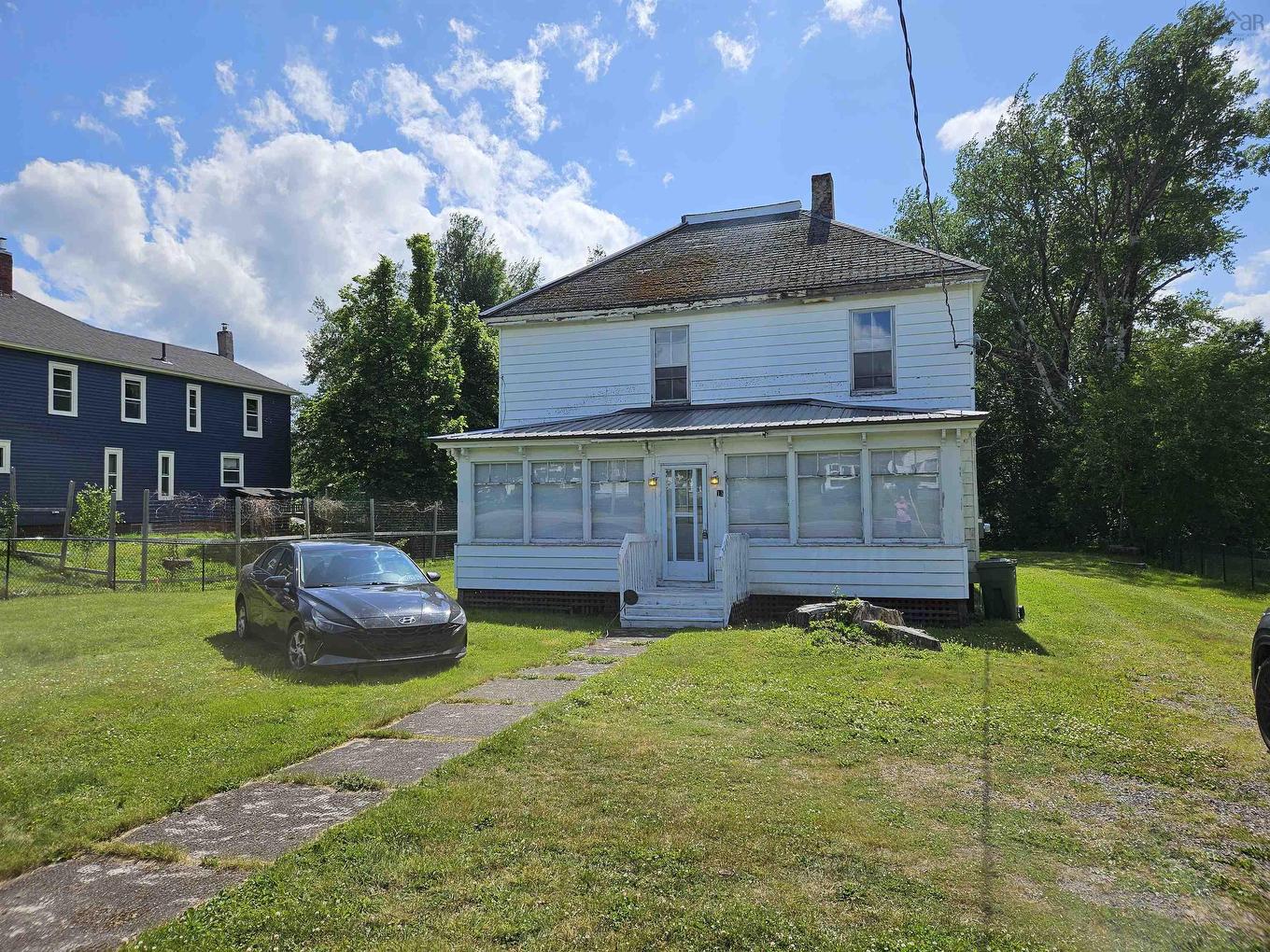 15 Mcdougal Street, Springhill, NS