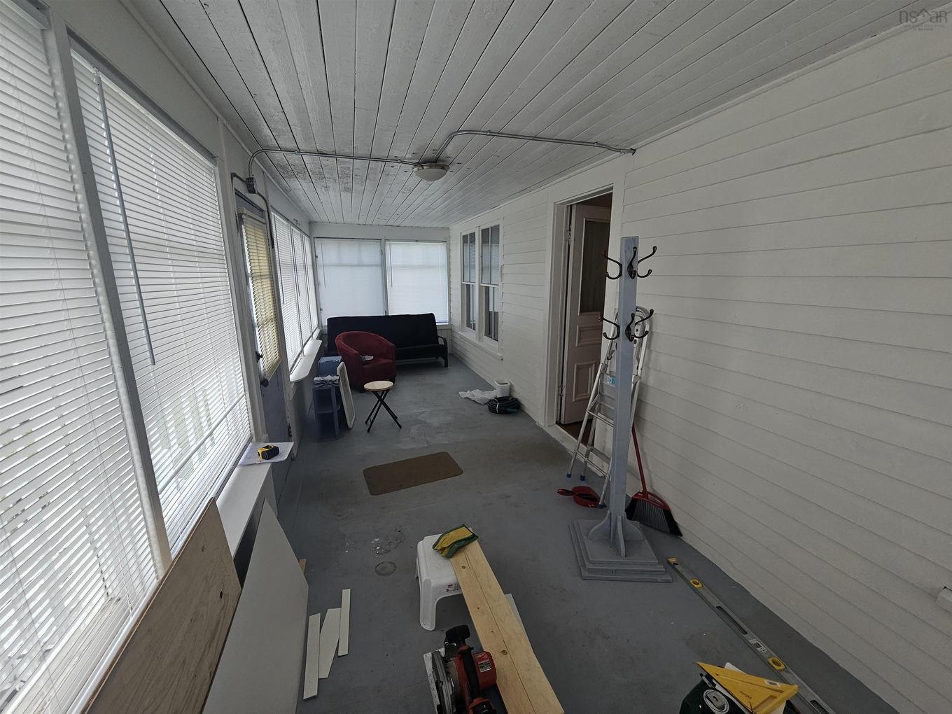 15 Mcdougal Street, Springhill, NS